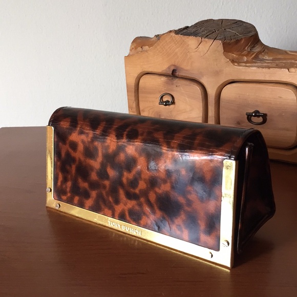 Tory Burch Accessories - Tory Burch Glasses Case